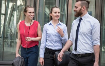 Uniformes Empresariales ideales al empleado