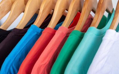 Errores comunes al elegir uniformes para tu empresa