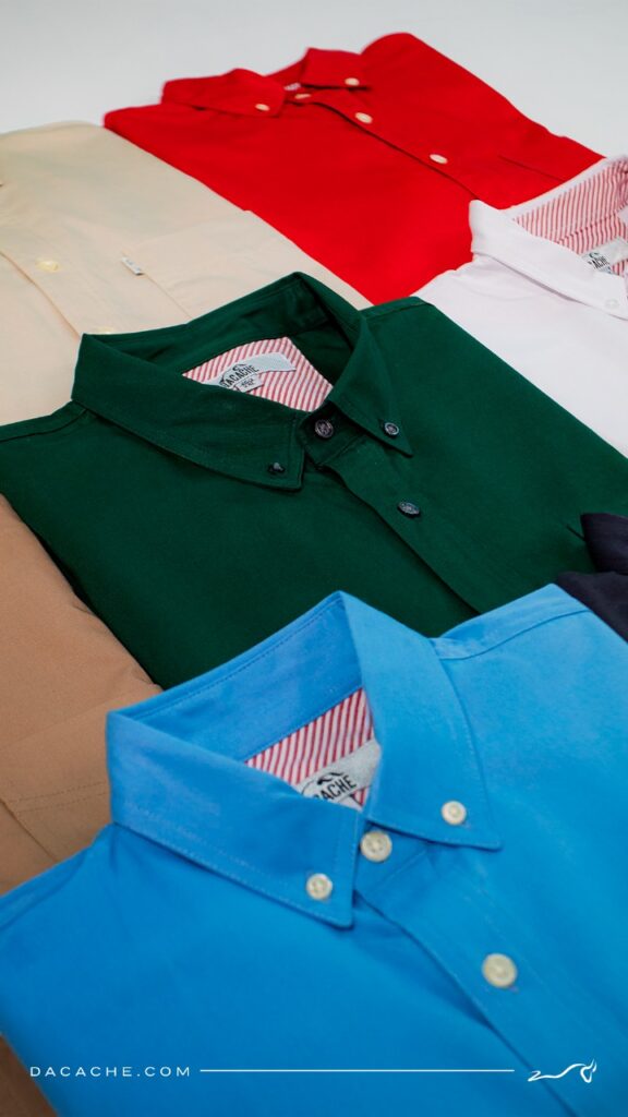 Uniformes empresariales con camisas de colores: la tendencia que refuerza tu marca