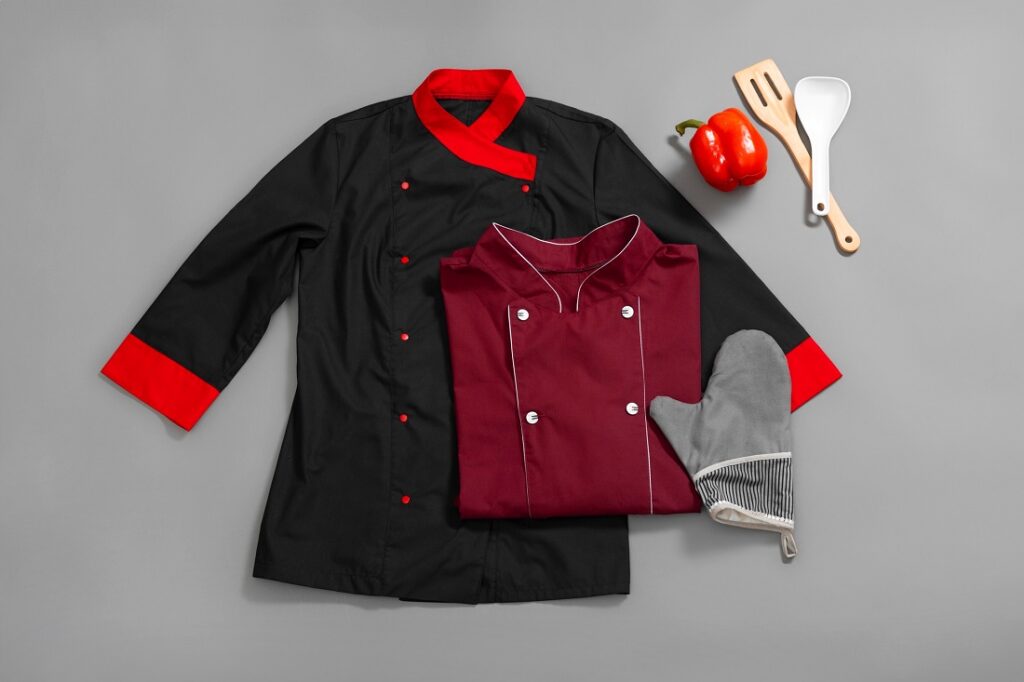 Uniformes de cocina y gastronomía: higiene, seguridad y presentación en el entorno profesional